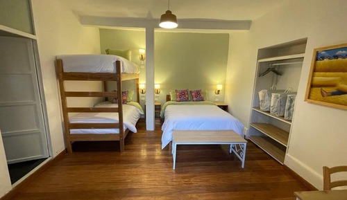 Habitación triple familiar (ISKAY X 3)