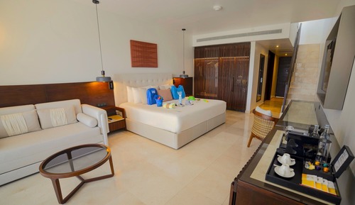 Family Selection Junior Suite Rooftop with Private Pool