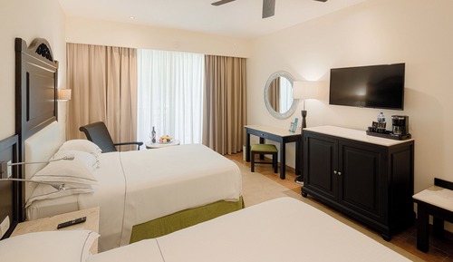 Deluxe Room (Concierge, Unlimited Xcaret Xperience - Basic Entrance)