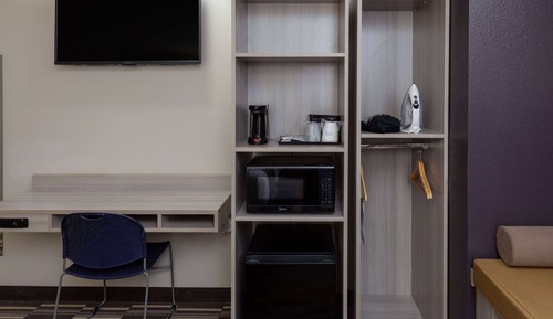 Suite estudio, 1 cama de matrimonio, no fumadores (Mobility, Bathtub w/Grab Bars)
