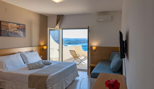 Habitación cuádruple superior, vistas al mar
