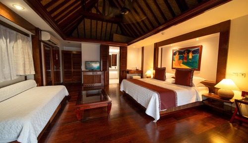 Bungalow, junto a la playa