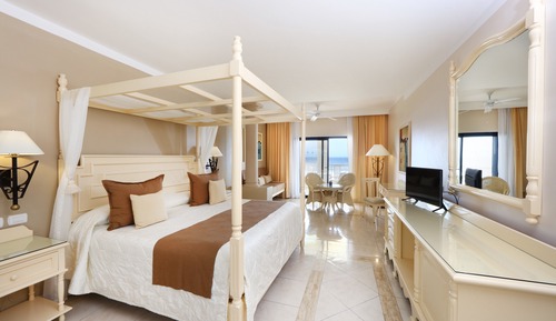 Habitación junior (Deluxe-Adults Only)