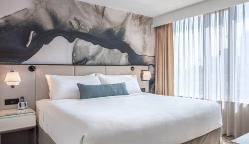 Suite, 1 cama de matrimonio grande, vistas a la ciudad