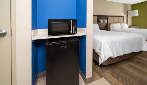 Habitación estándar, 2 camas de matrimonio, accesible para personas con discapacidad (Communication)