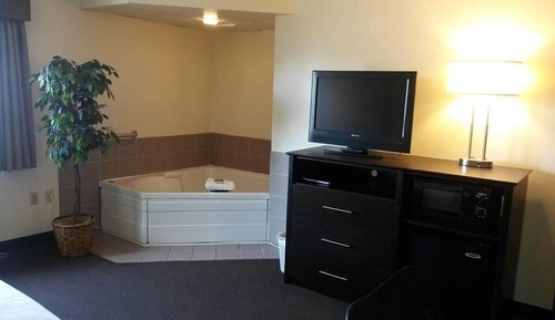 Suite estudio, 1 cama de matrimonio grande con sofá cama, no fumadores (Jetted Tub)