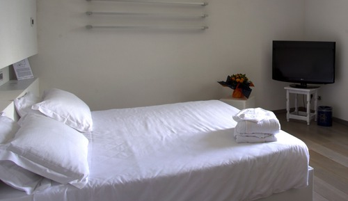 Habitación superior con 1 cama doble o 2 individuales, vistas al lago
