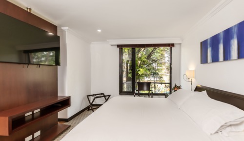 Suite estudio ejecutiva, 1 cama de matrimonio grande, cocina