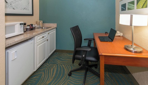 Suite, varias camas (Mobility Accessible, Tub)