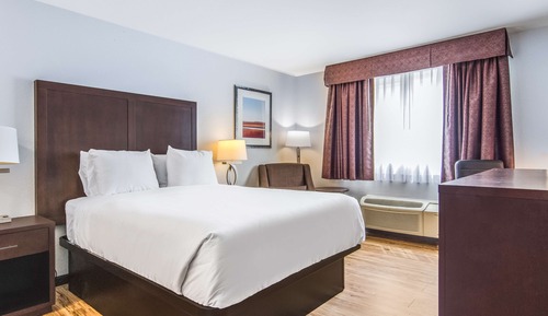 Suite, 1 cama de matrimonio grande, bañera de hidromasaje