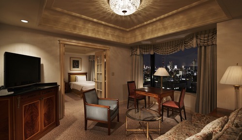 Suite junior, 2 camas individuales (extra beds for person over age of 4)