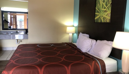 Habitación estándar, 1 cama de matrimonio grande, accesible para personas con discapacidad