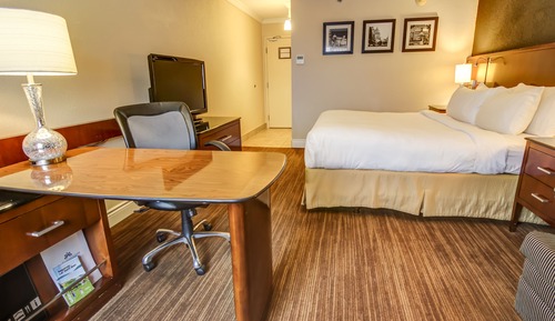 Habitación superior, 1 cama de matrimonio grande con sofá cama