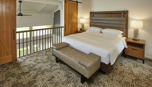 Habitación, varias camas