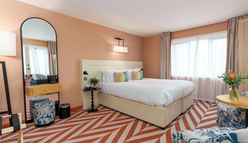 Habitación clásica con 1 cama doble o 2 individuales