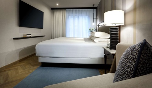 Habitación Deluxe, 1 cama de matrimonio grande, vistas a la ciudad
