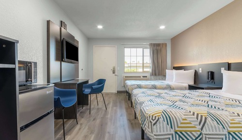 Habitación estándar, 2 camas dobles, accesible para personas con discapacidad, no fumadores