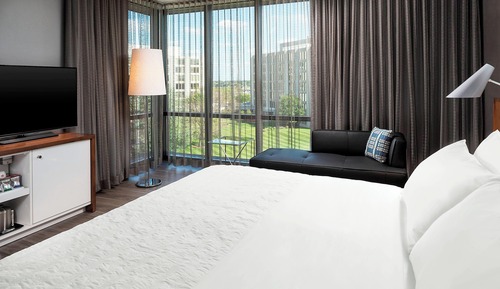 Suite ejecutiva, 1 cama de matrimonio grande, no fumadores (Mobility/Hearing Access, Roll-In Shwr)