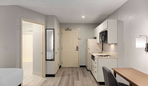 Efficiency, Habitación estándar, 1 cama de matrimonio, no fumadores