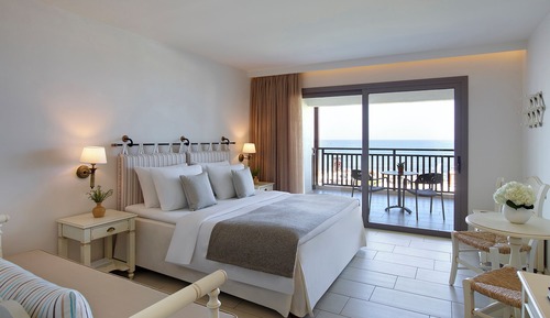 Adult Deluxe Sea-Front Room (Exclusive Adult Area 16+)