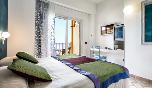 Habitación triple clásica, vistas al mar