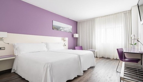 Habitación con 1 cama doble o 2 individuales