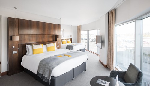 Habitación Grand, varias camas