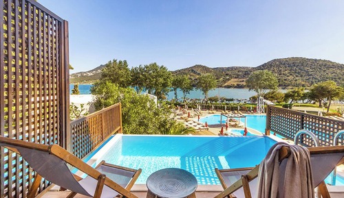 Bungalow ejecutivo, piscina privada, vistas al mar