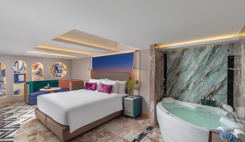 PIPA Jacuzzi with club privileges