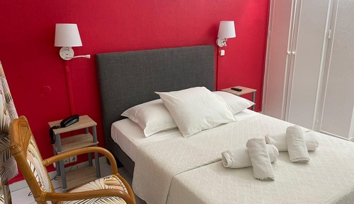 Habitación doble, baño privado