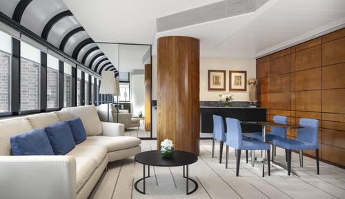 Suite (COMO)