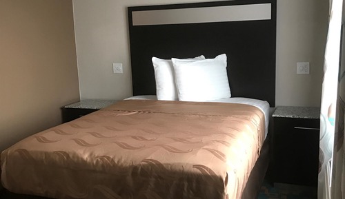 Habitación estándar, varias camas, no fumadores, frigorífico y microondas