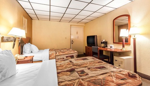 Habitación estándar doble, 2 camas dobles, fumadores