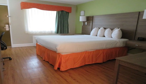 Suite, 1 cama de matrimonio grande, accesible para personas con discapacidad, cocina (with Sofabed)