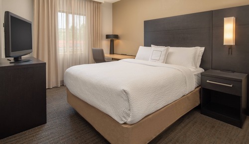 Suite, 2 habitaciones, no fumadores (Mobility/Hearing Access, Roll-in Shwr)