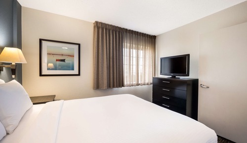 Suite, 1 cama de matrimonio con sofá cama (Hearing Accessible One Bedroom Suite)