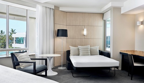 Estudio, 1 cama de matrimonio grande con sofá cama
