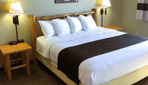 Habitación Deluxe, 1 cama de matrimonio grande, frigorífico y microondas, vistas a la montaña