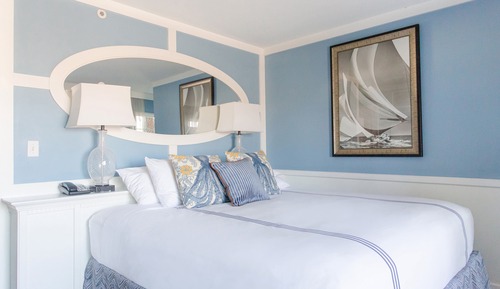 Habitación Deluxe, 1 cama de matrimonio grande, vistas al puerto deportivo