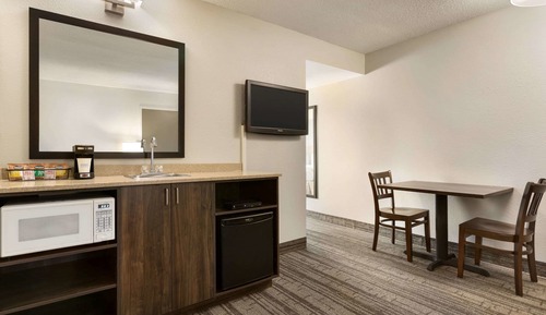 Suite, 1 cama de matrimonio grande, no fumadores, planta baja (One-Bedroom)