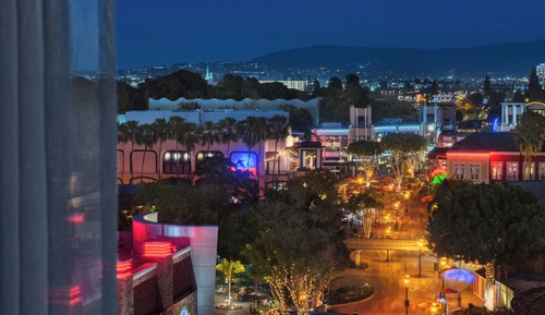 Habitación Club (Upper Level Downtown Disney View)