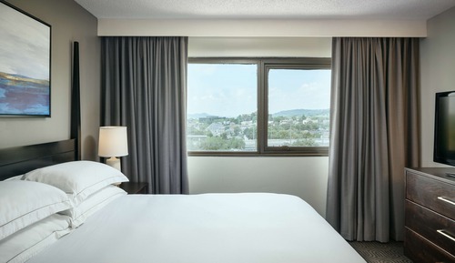 Habitación, 1 cama de matrimonio grande, accesible para personas con discapacidad, bañera