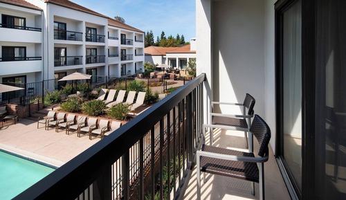 Suite, 1 habitación, vistas al patio