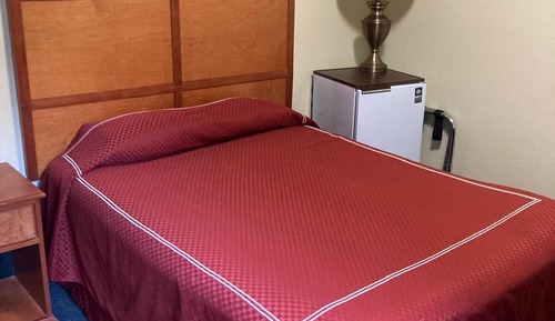 Full Bed Non-Smoking