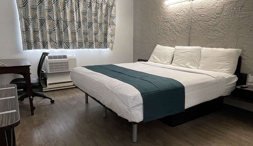 Habitación estándar, 1 cama de matrimonio grande, no fumadores