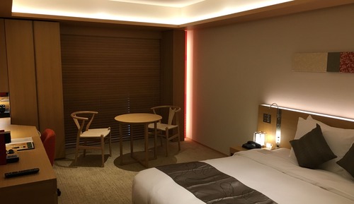 Habitación estándar, 1 cama de matrimonio grande (Stocked Minibar)