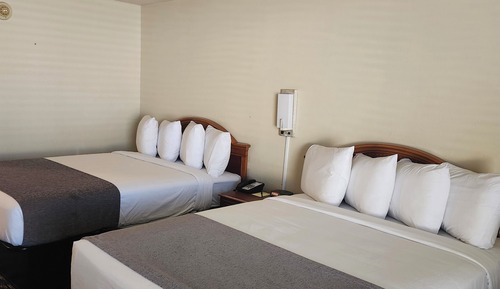 Room, 2 Queen Beds