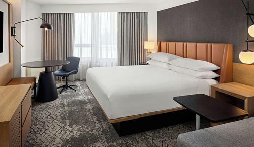 Suite Club, 1 cama de matrimonio grande (Mobility/Hearing Access, Roll-in Shwr)