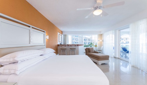 Suite estudio junior, bañera de hidromasaje, vistas al mar
