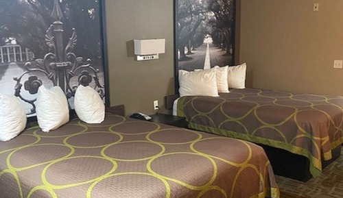 Habitación estándar, 2 camas de matrimonio, accesible para personas con discapacidad, bañera